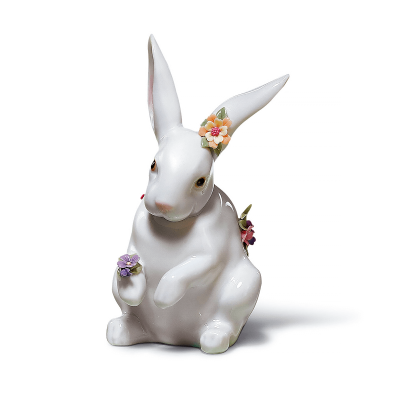 

Lladro Sitting Bunny W/flowers Figurine