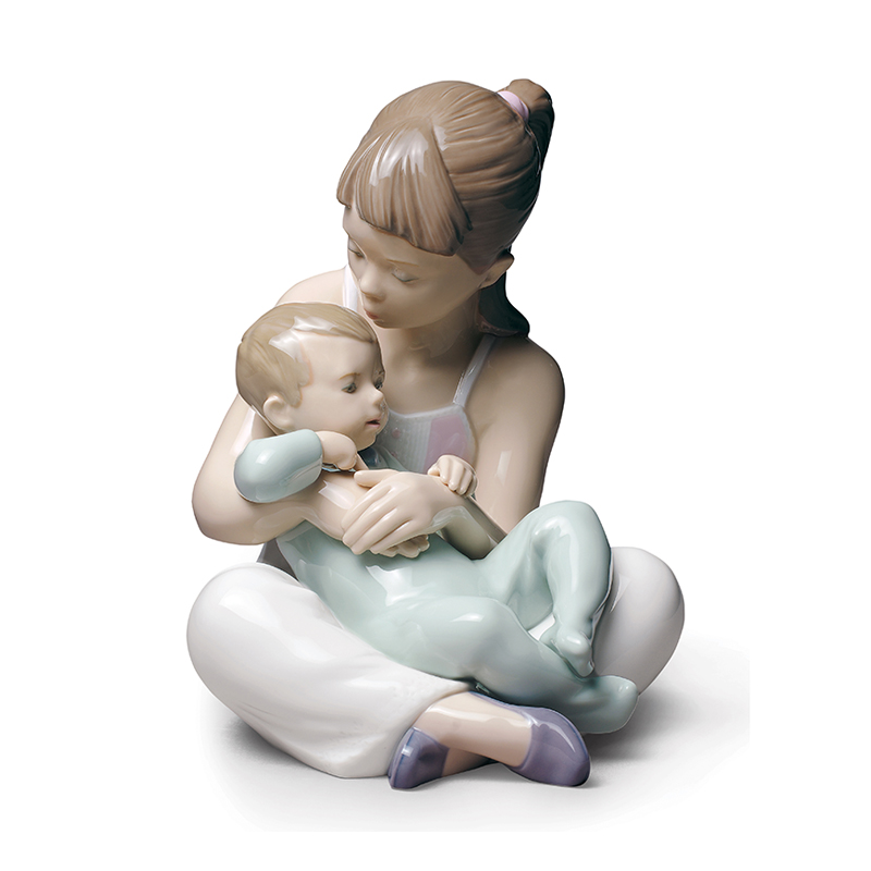 

Lladro Siblings Sister Figurine